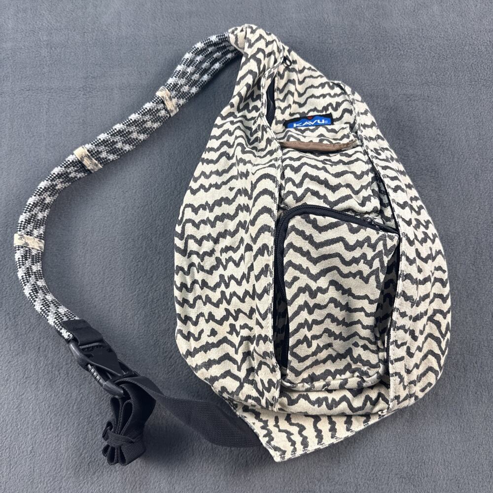 Kavu Original Natural Beats sling crossbody rope bag